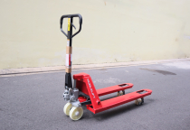 sửa xe nâng tay tận nơi – 0911.755.700