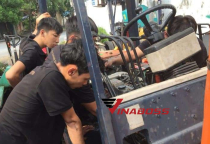 Dịch vụ sửa chữa xe nâng hàng tận nơi -0911.755.700