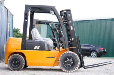 Tìm hiểu chi tiết về các bộ phận của xe nâng