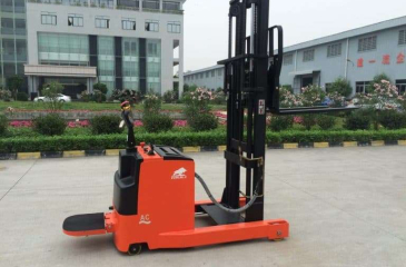 Sửa Chữa Hệ Thống Điều Chỉnh Chiều Cao Xe Nâng Tại Asi