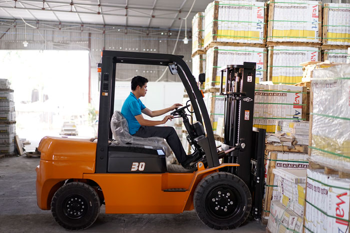 xe nâng đã qua bảo dưỡng