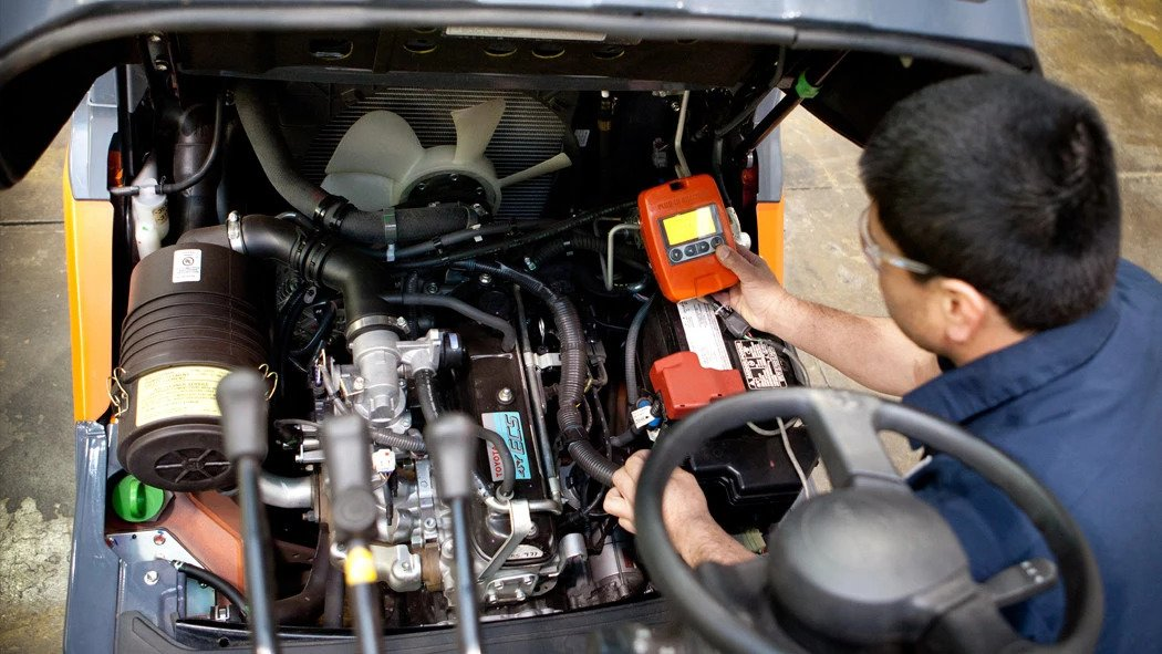 Sửa chữa hệ thống lọc nhiên liệu xe nâng